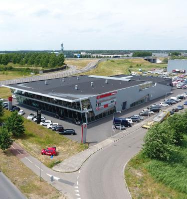 Autobedrijf Braber luchtfoto pand